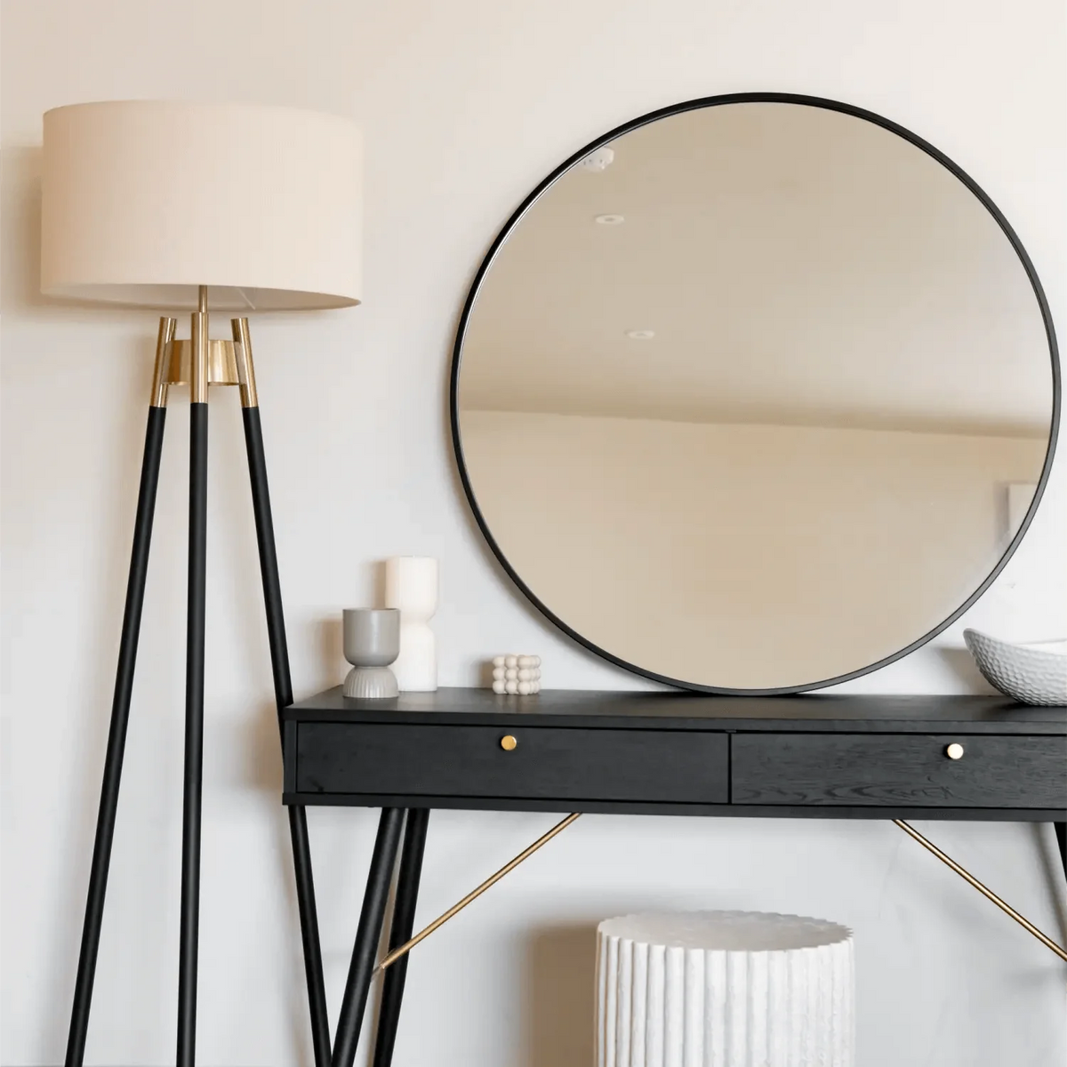 Rei - Large Round Black Metal Circle Mirror - 90cm x 90cm