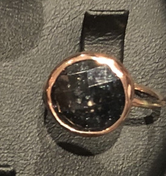 Rings with Round Natural Stones Black