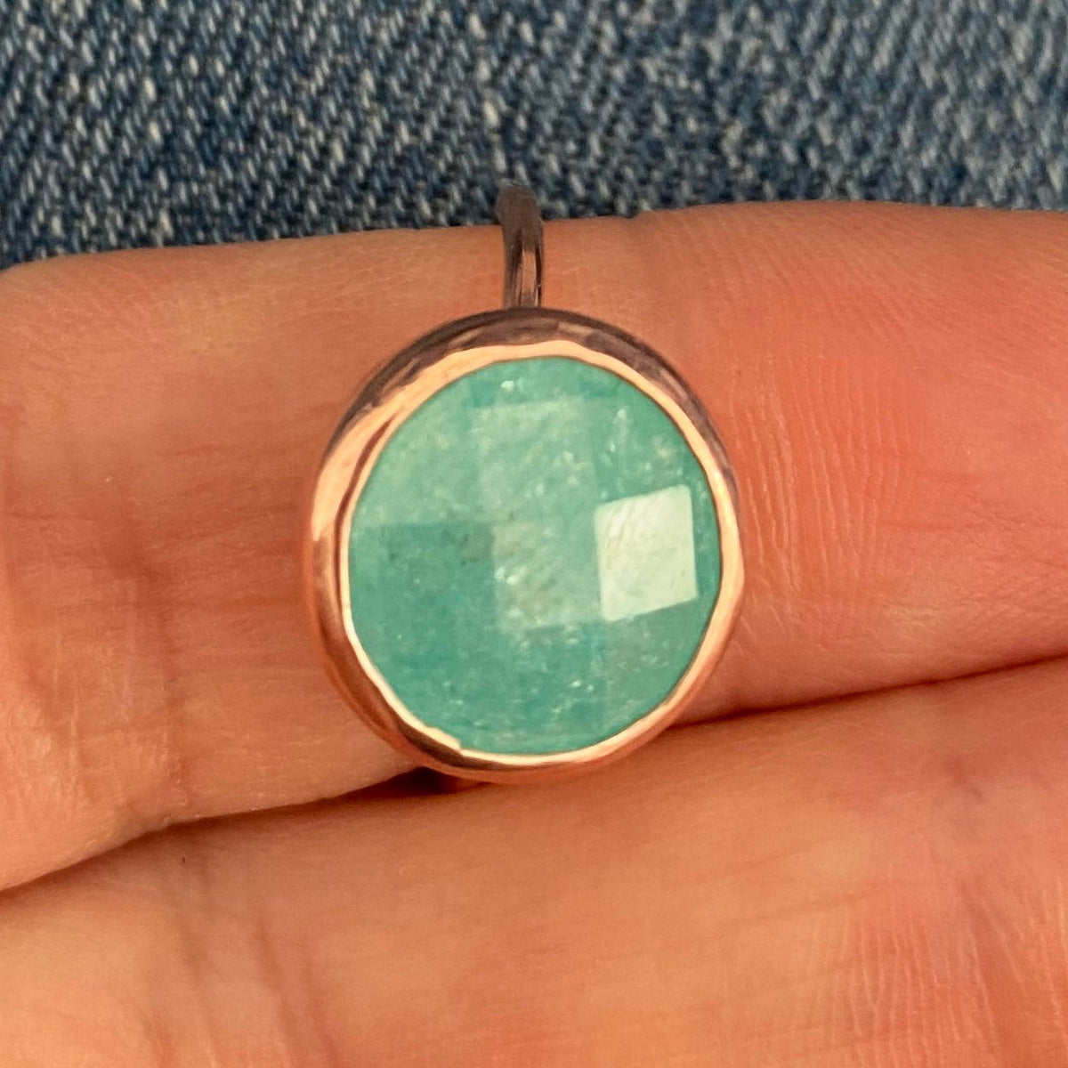 Rings with Round Natural Stones Green