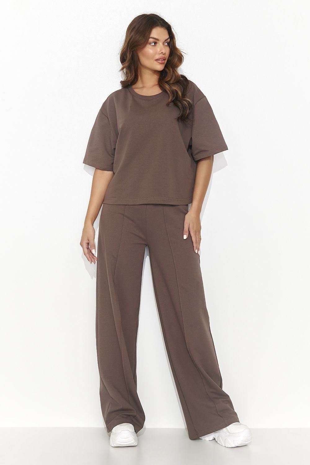 Numinou Comfort Short Sleeve Top & Trousers Loungewear Set brown