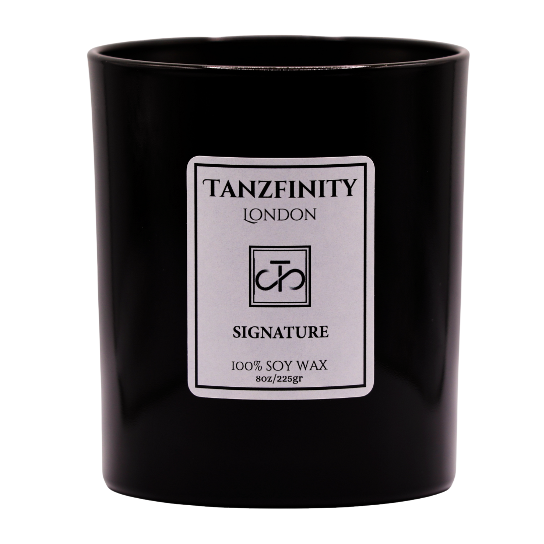 Signature Luxury Scented Candle 220g