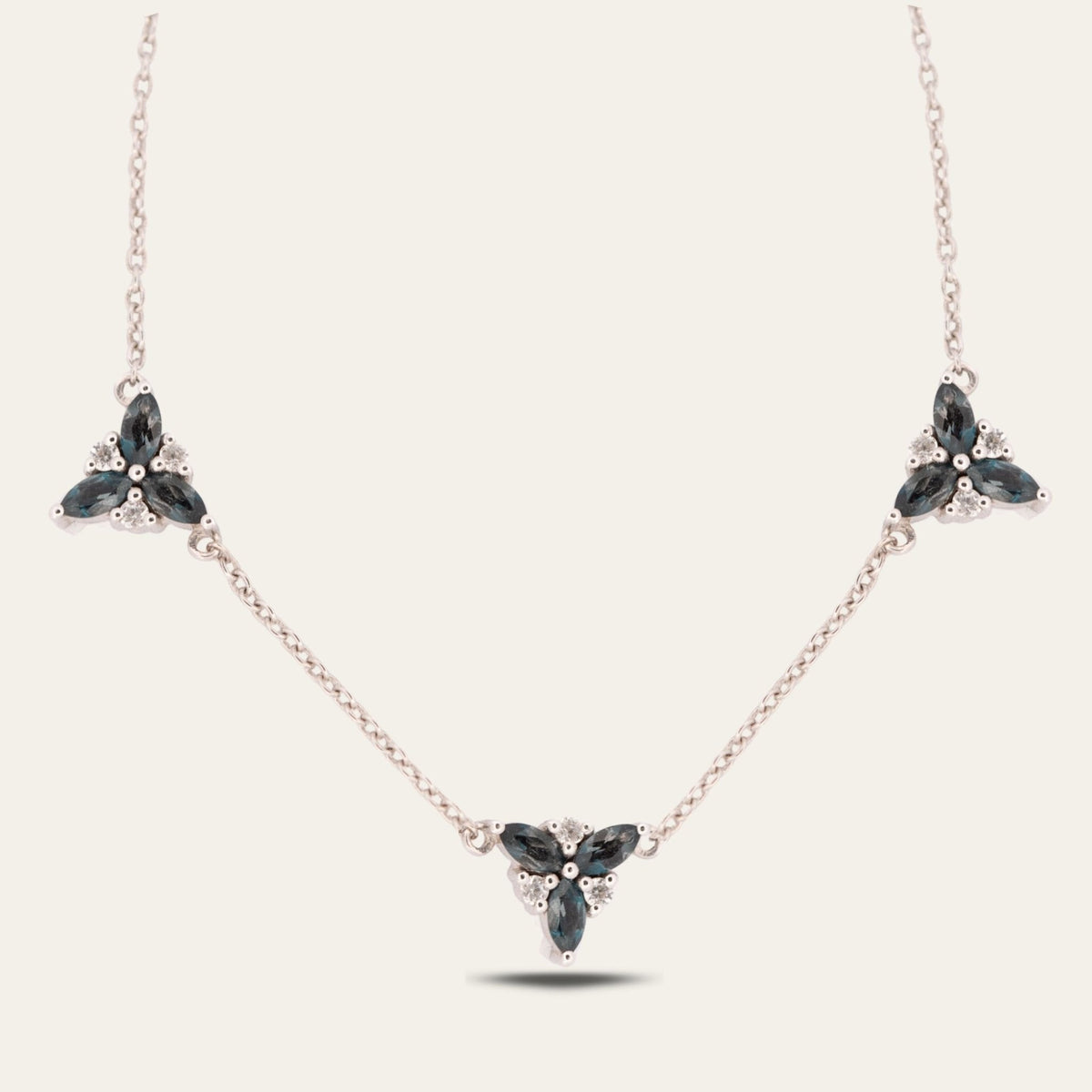 Dainty London Silver Topaz Necklace - Galene