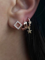 Small Double Twist Hoops