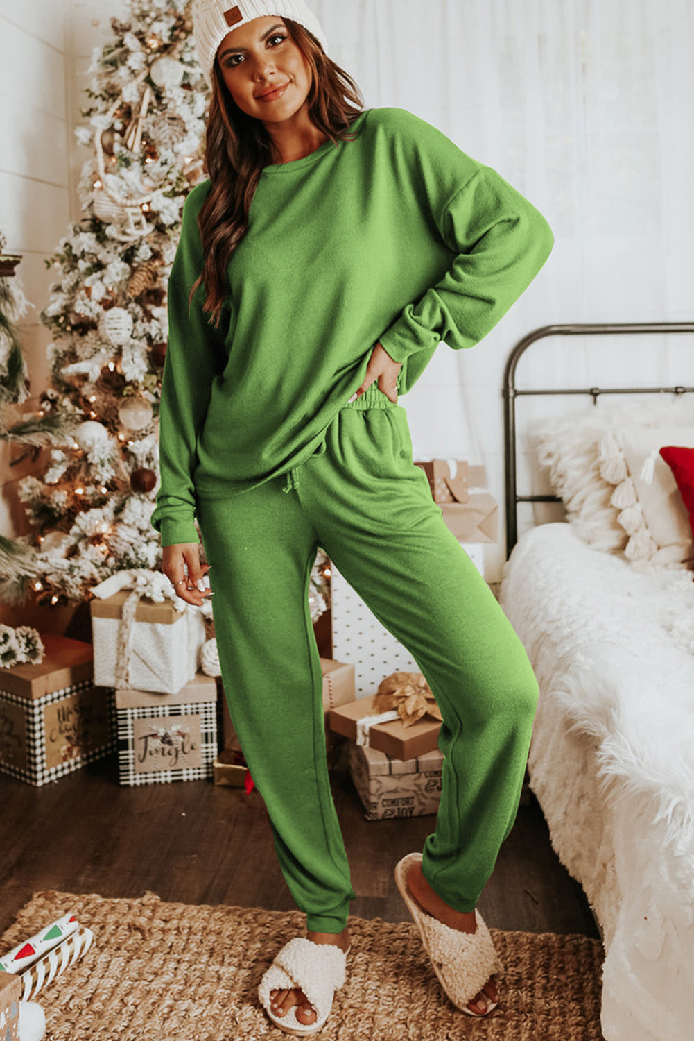 Spinach Green Long Sleeve Pullover and Jogger Pants Loungewear Set