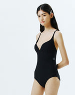 Street Odette Heart Neck Black