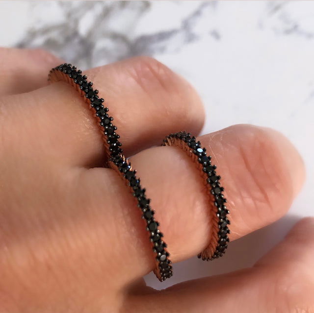 Thin Paveset Rings Black