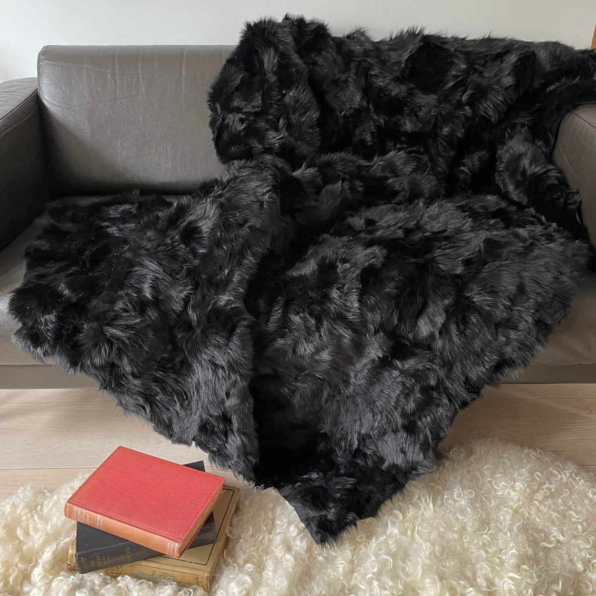 Toscana Shearling Throw | Rug | Obsidian