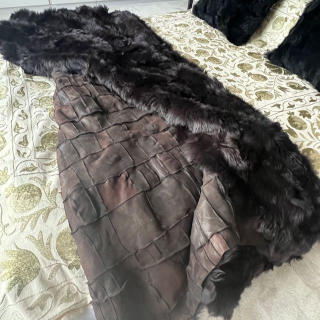 Tuscan Shearling Throw | Fur Blanket | Sheepskin Rug | Dark Chocolate