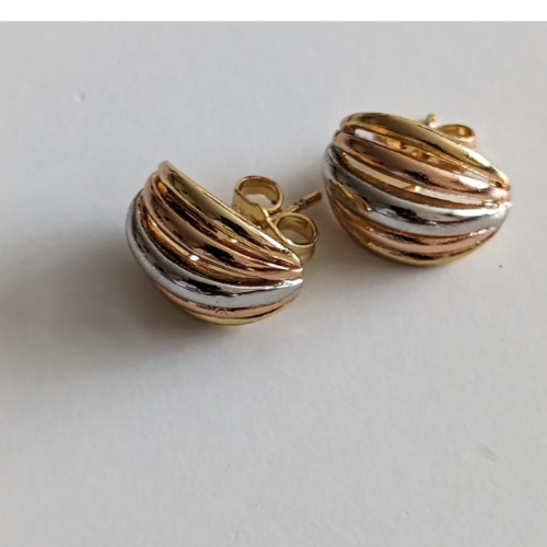 Zelle Noir Minimalist White And Gold Tone Studs Earrings